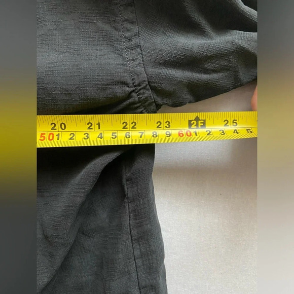 Tommy Bahama black silk shirt sleeve button shirt Sz L - Picture 8 of 8